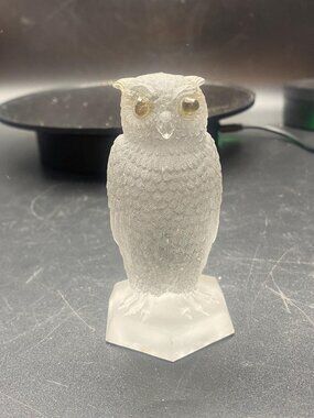Clear Frosted Owl on A Six Sided Base